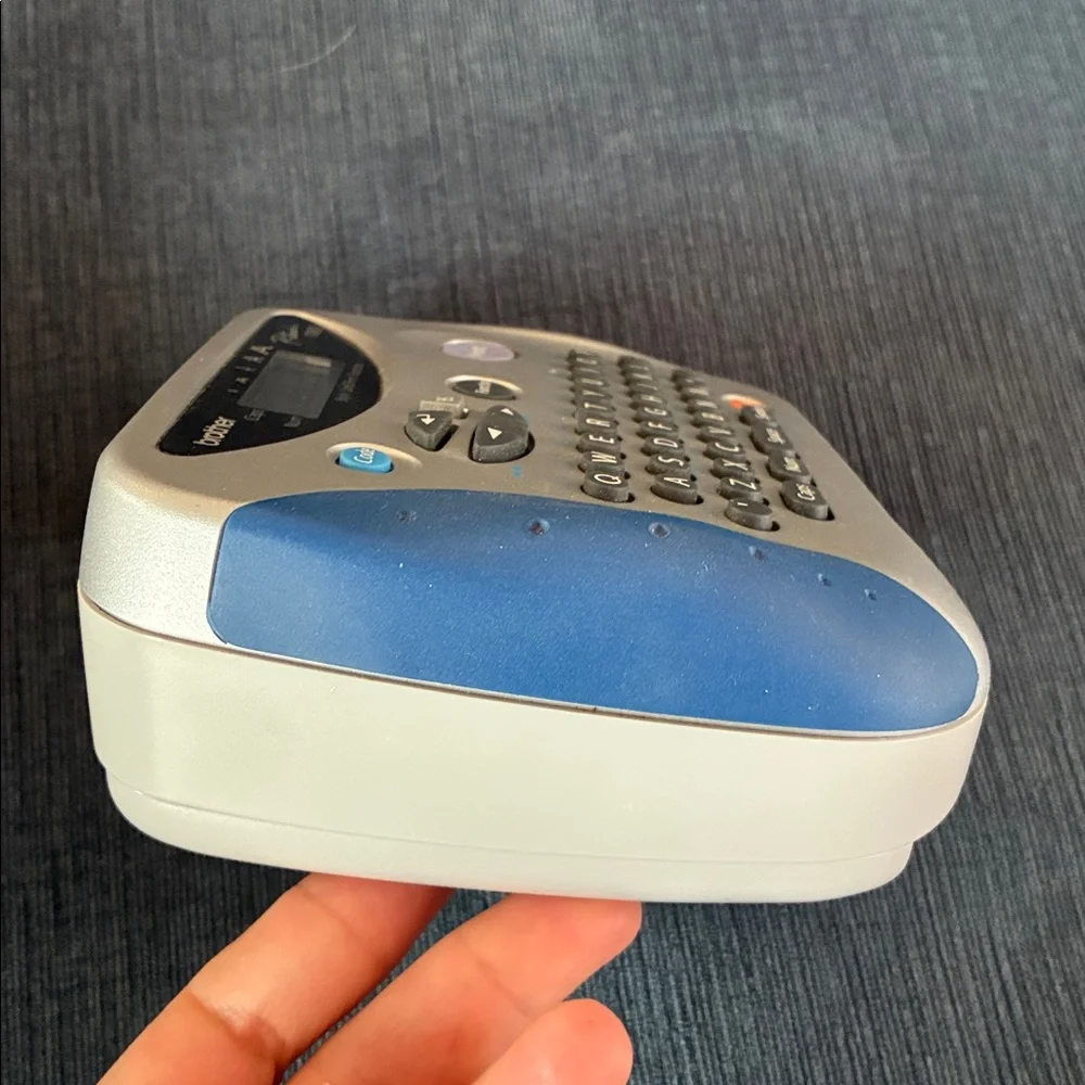 Brother P-Touch 1180 Label Maker Printer Office Thermal Electronic Machine Works